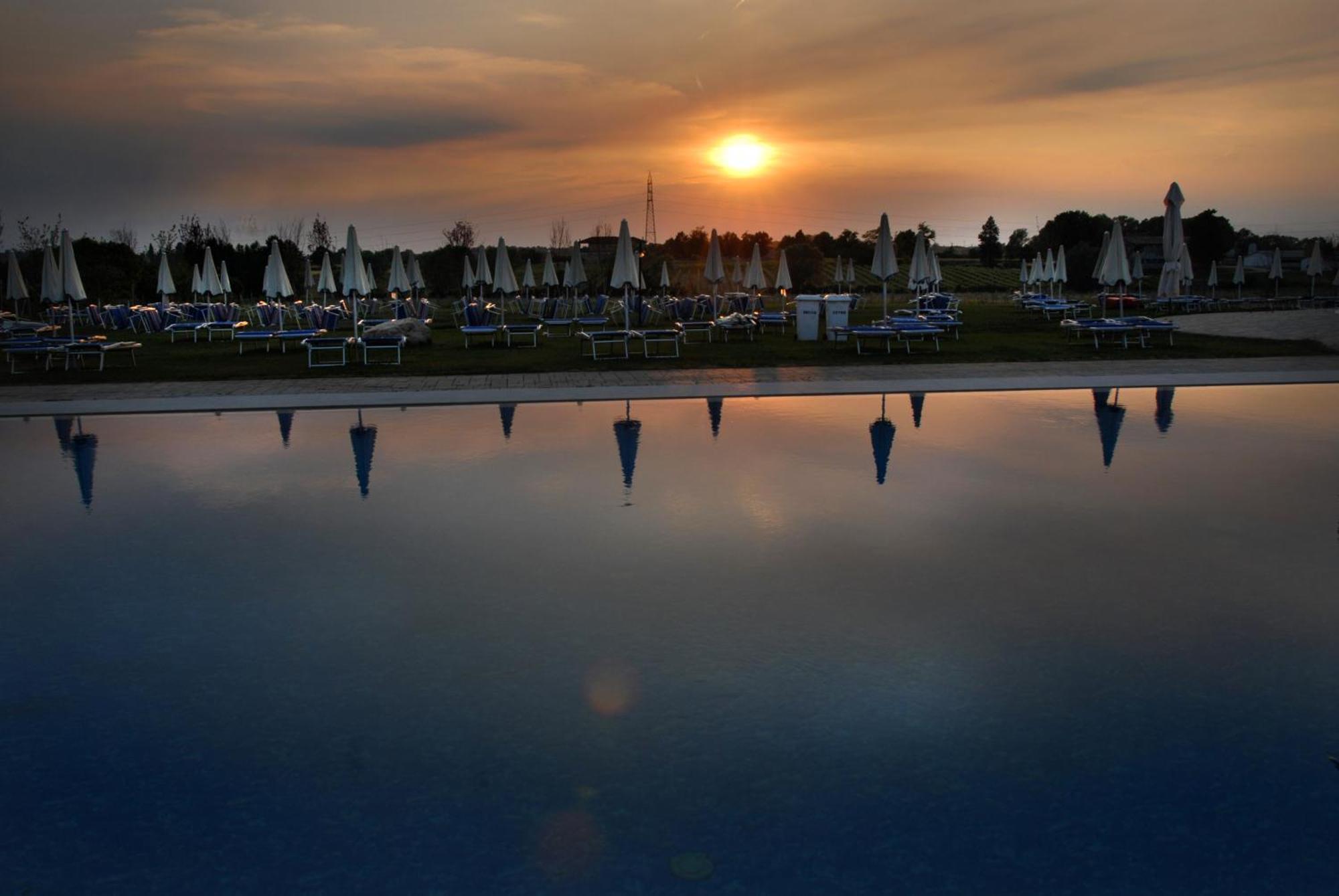 Agriturismo Dei Grippi Сона Екстериор снимка