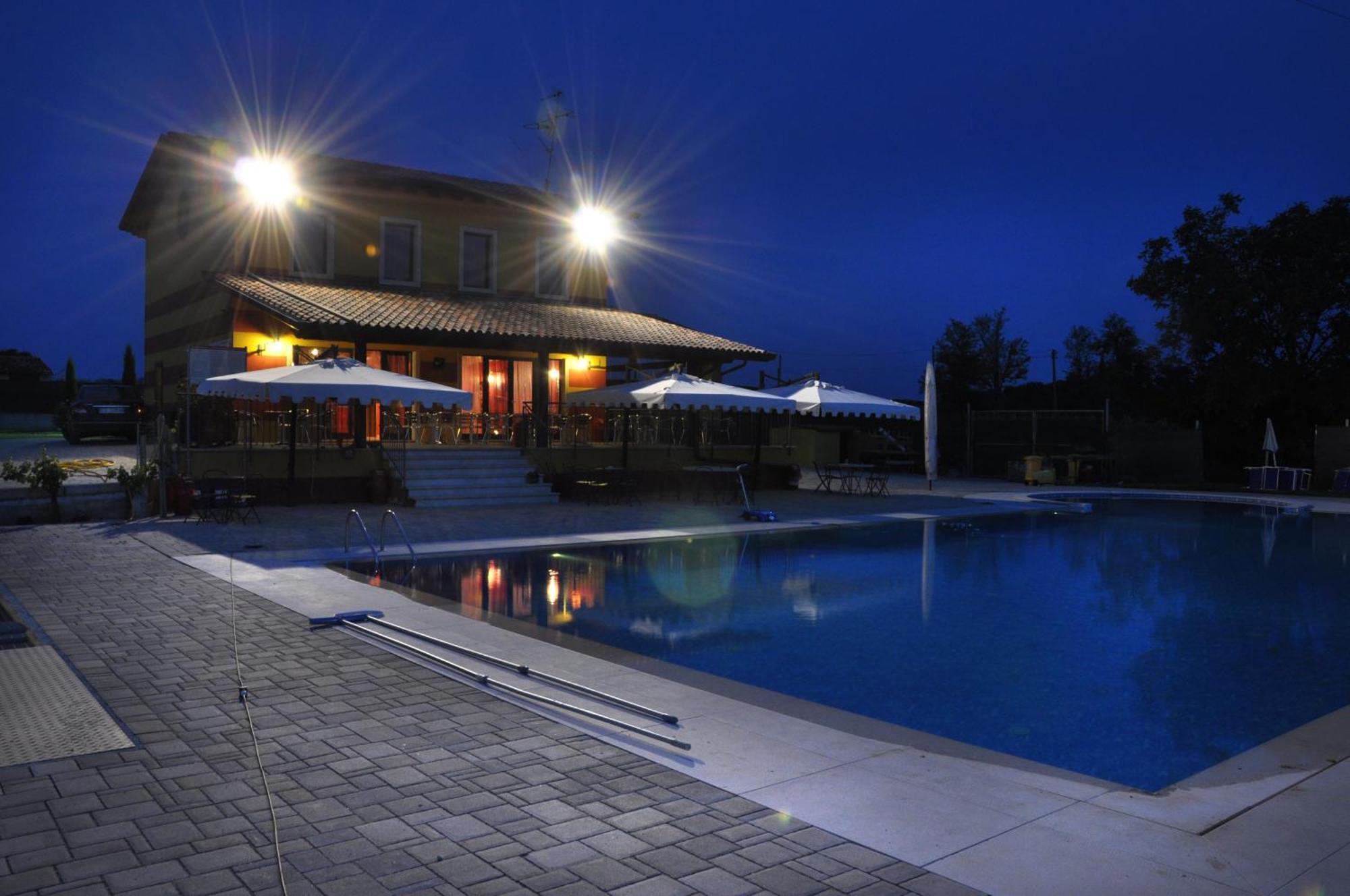 Agriturismo Dei Grippi Сона Екстериор снимка