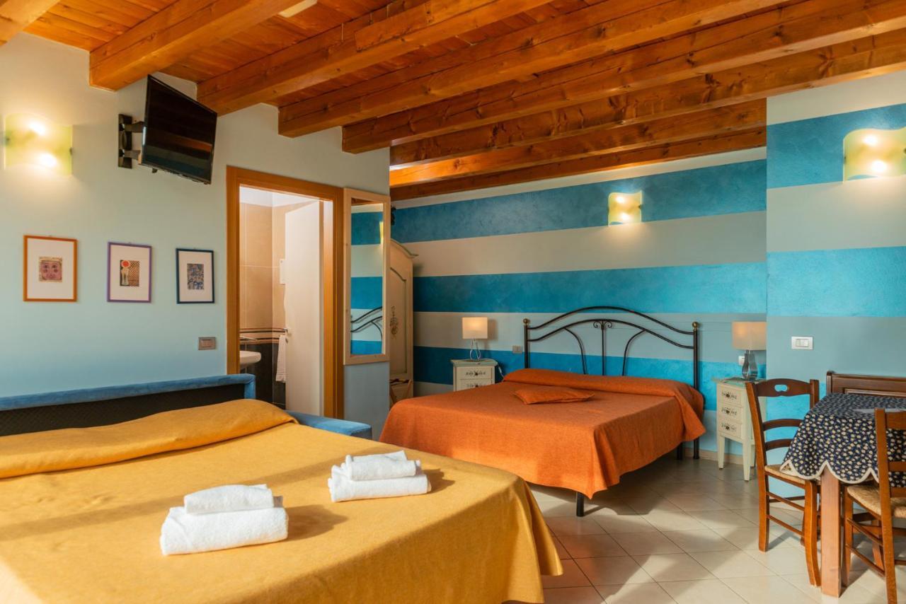 Agriturismo Dei Grippi Сона Екстериор снимка